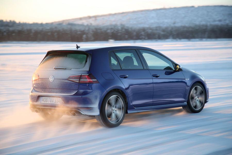  Volkswagen Golf R 5-Door 2013 года  (фото 19 из 100)